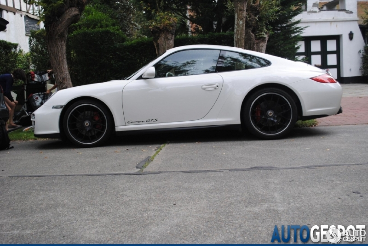 Porsche 997 Carrera GTS