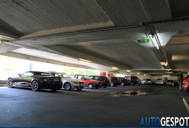 Aston Martin DBS Volante