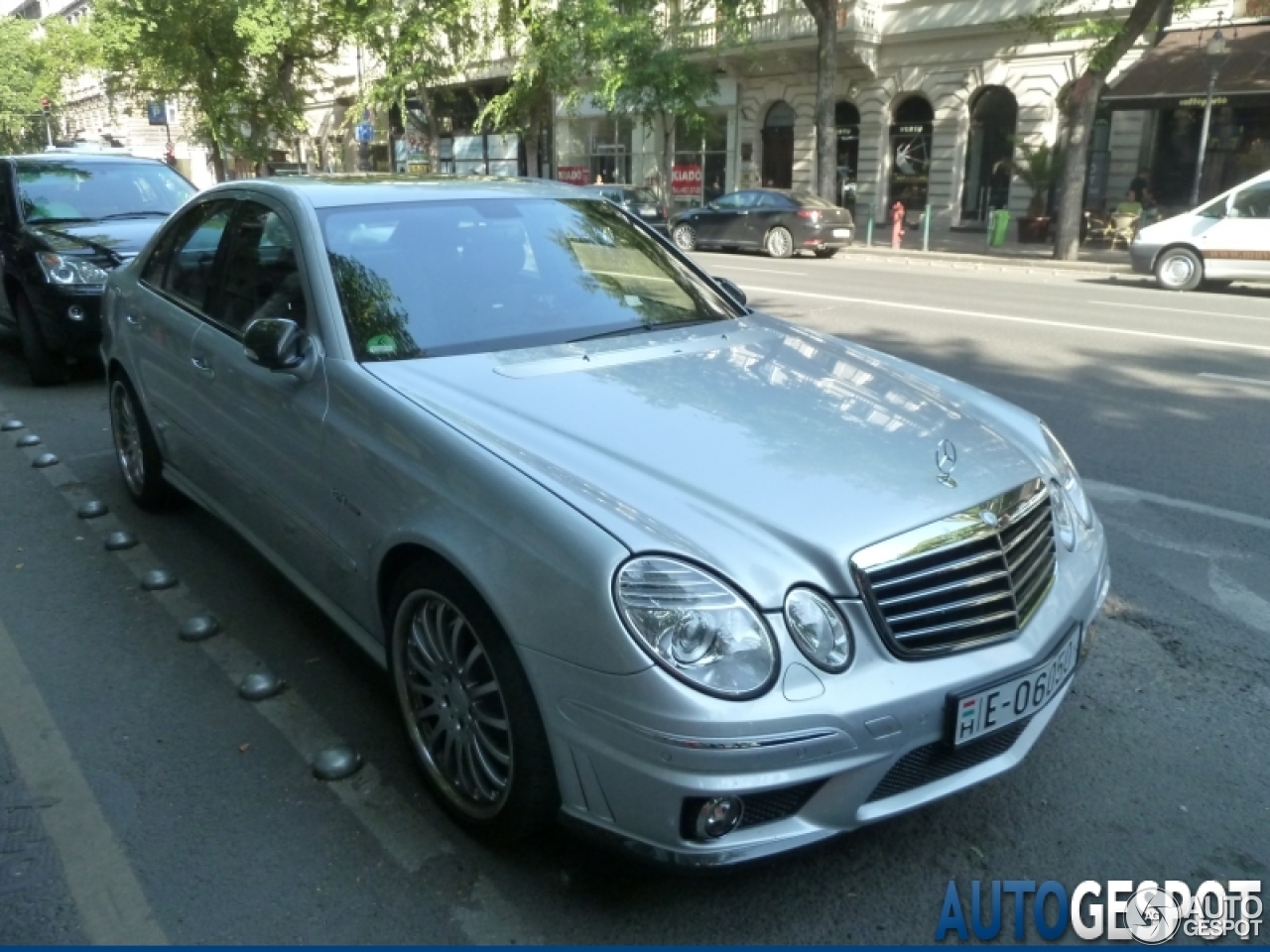 Mercedes-Benz E 63 AMG