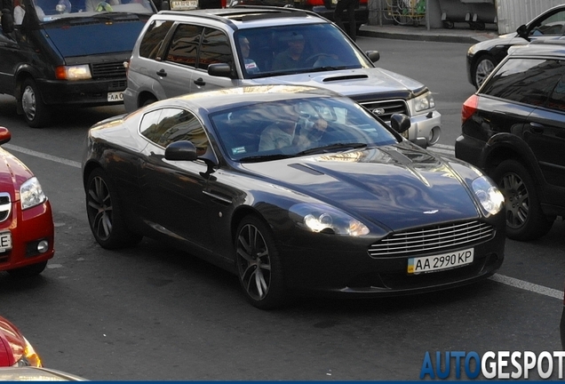 Aston Martin DB9 2010