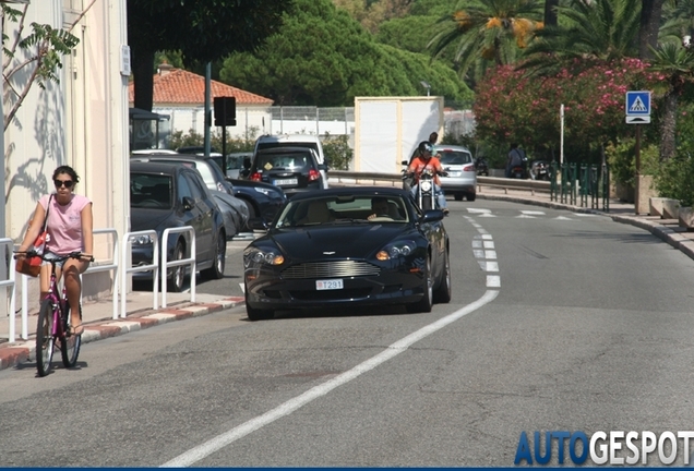 Aston Martin DB9 Volante