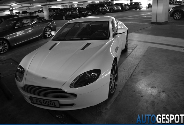 Aston Martin V8 Vantage