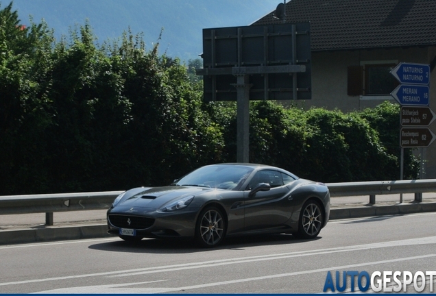 Ferrari California