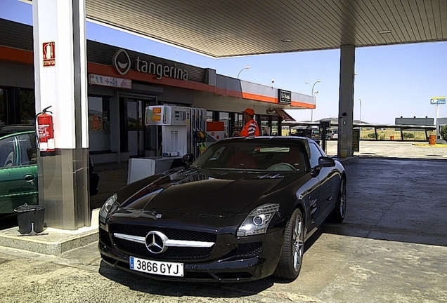 Mercedes-Benz SLS AMG