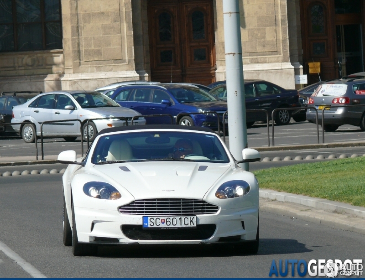 Aston Martin DBS Volante