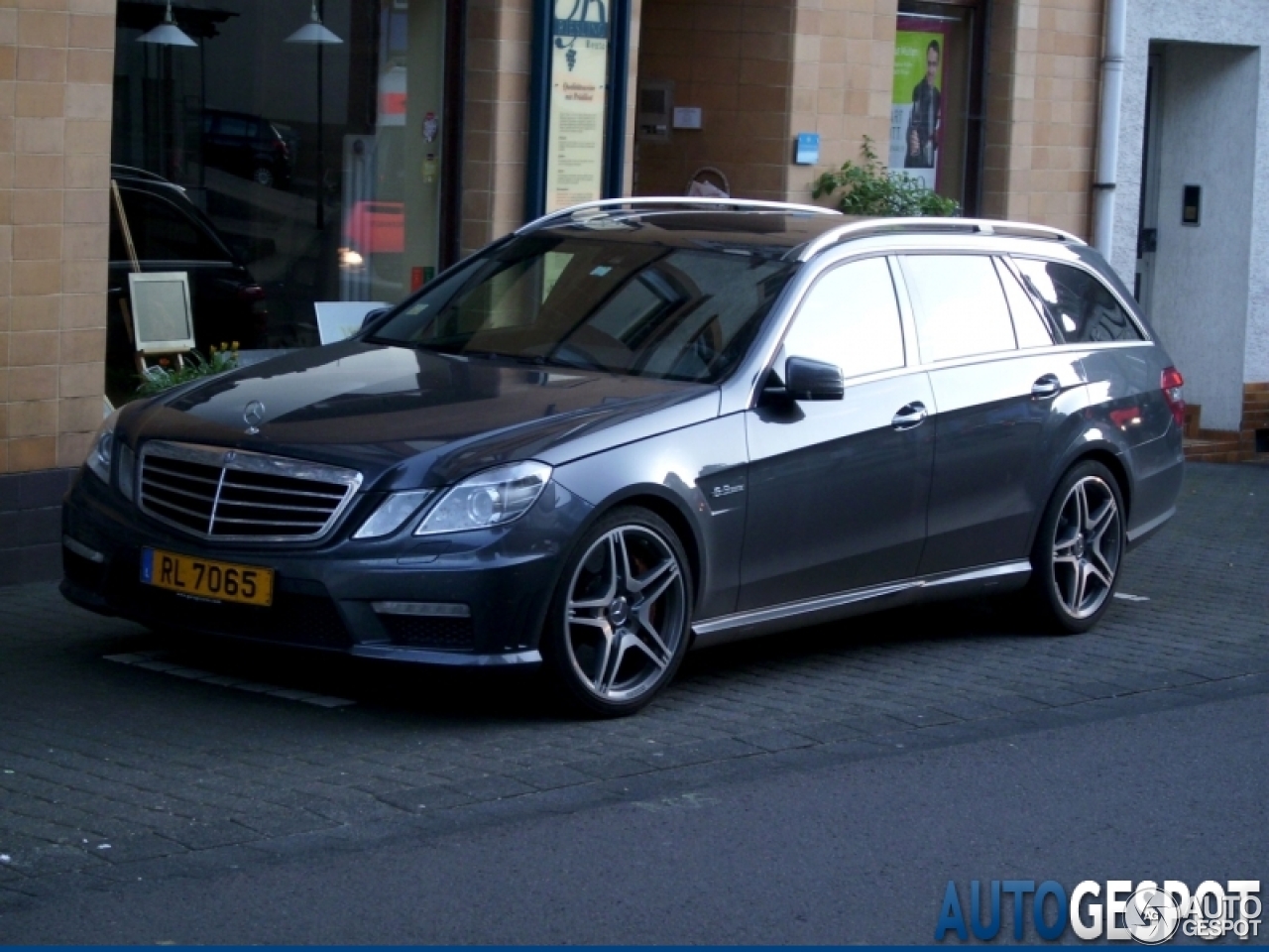 Mercedes-Benz E 63 AMG S212