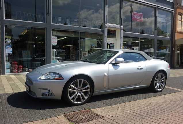 Jaguar XKR Convertible 2006