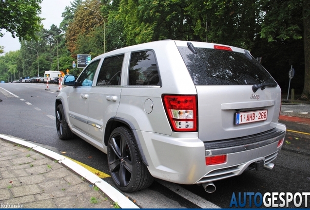 Jeep Grand Cherokee SRT-8 2005