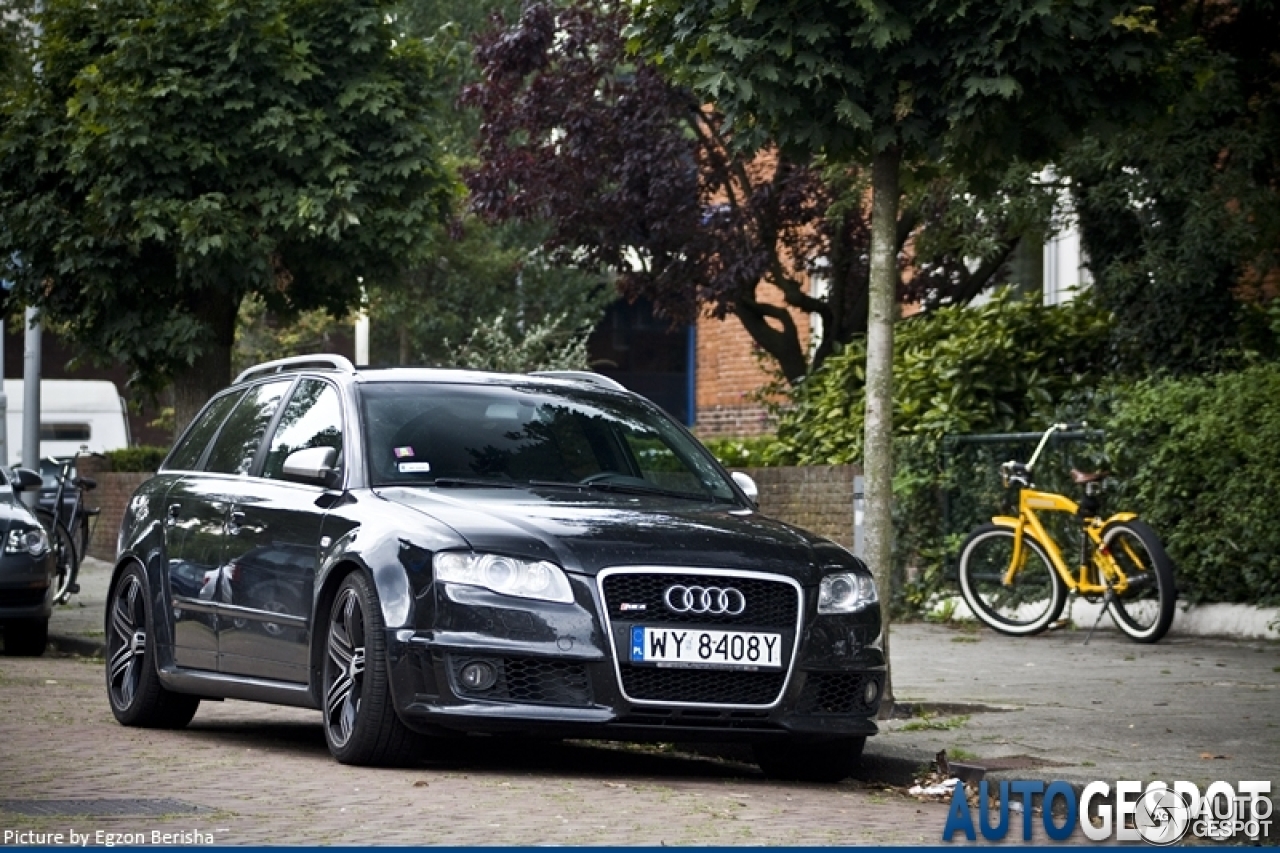 Audi RS4 Avant B7