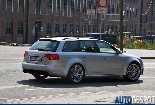 Audi RS4 Avant B7