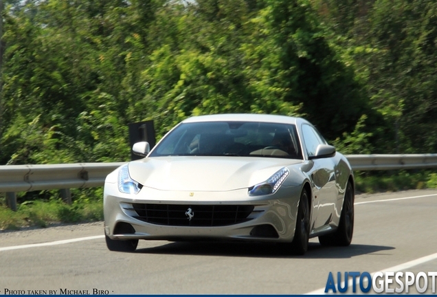 Ferrari FF