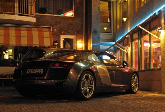 Audi R8