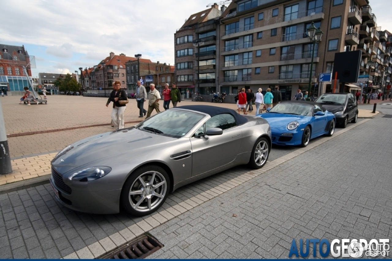 Aston Martin V8 Vantage Roadster