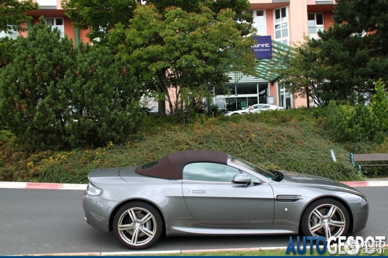 Aston Martin V8 Vantage Roadster