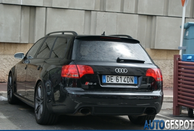 Audi RS4 Avant B7