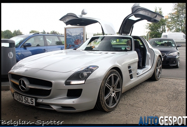 Mercedes-Benz SLS AMG