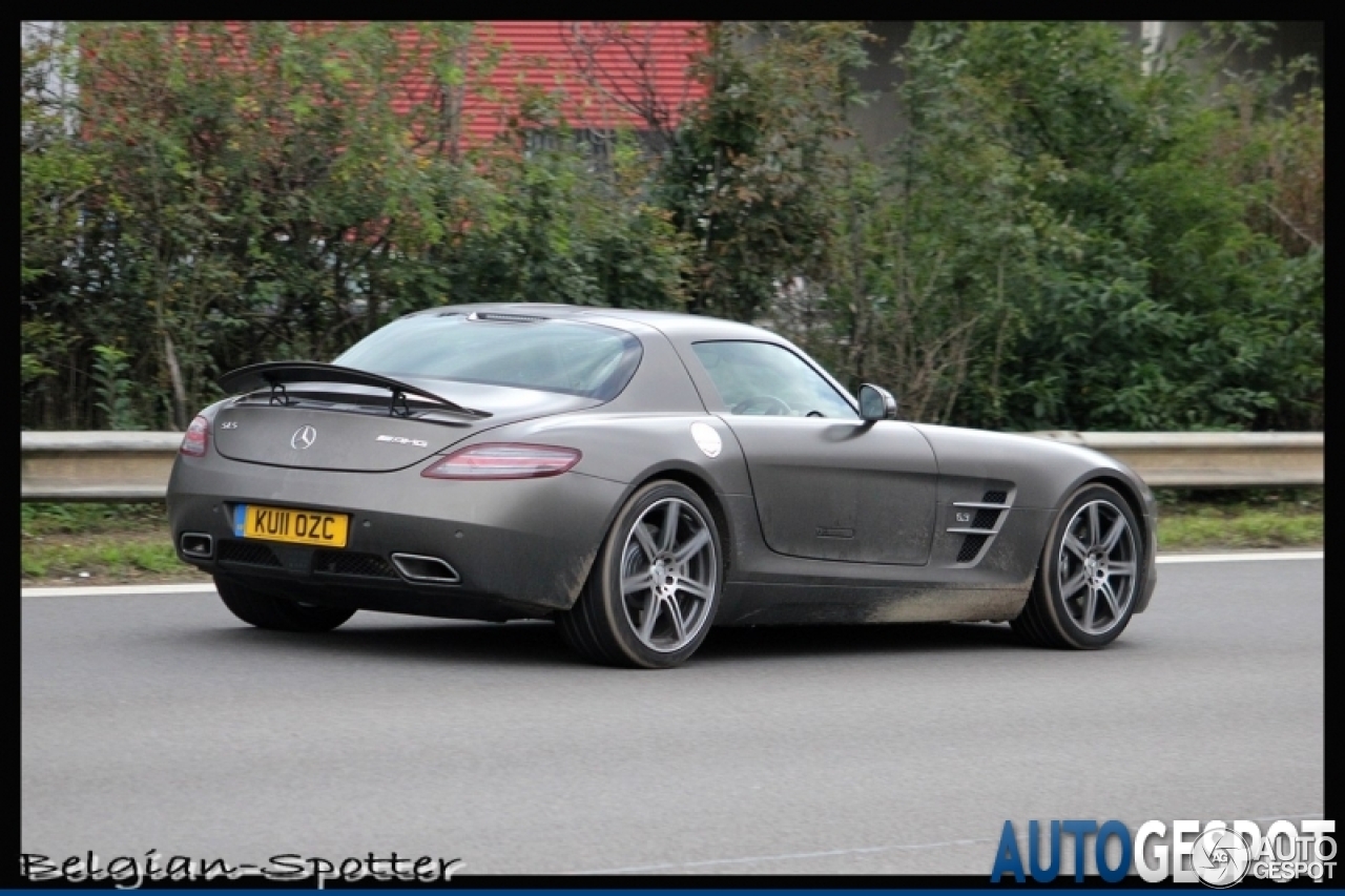 Mercedes-Benz SLS AMG