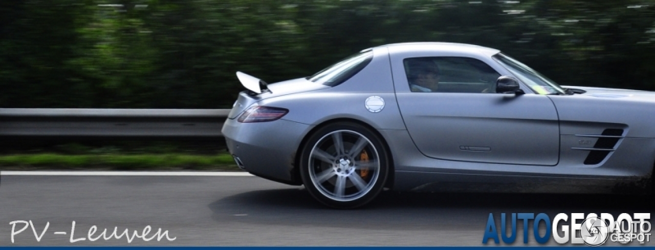 Mercedes-Benz SLS AMG