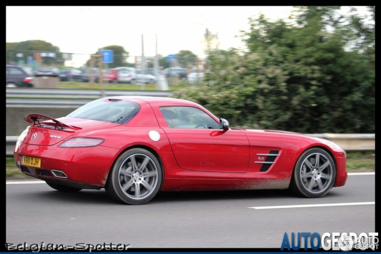 Mercedes-Benz SLS AMG