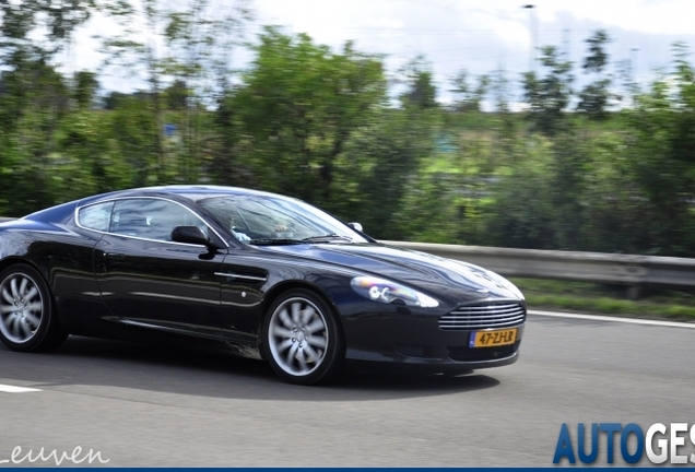 Aston Martin DB9