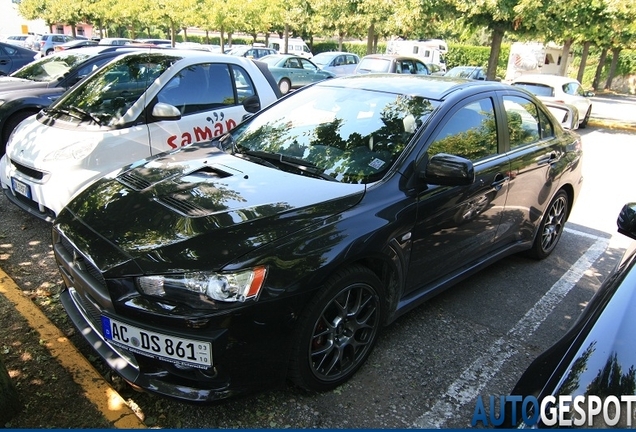 Mitsubishi Lancer Evolution X MR