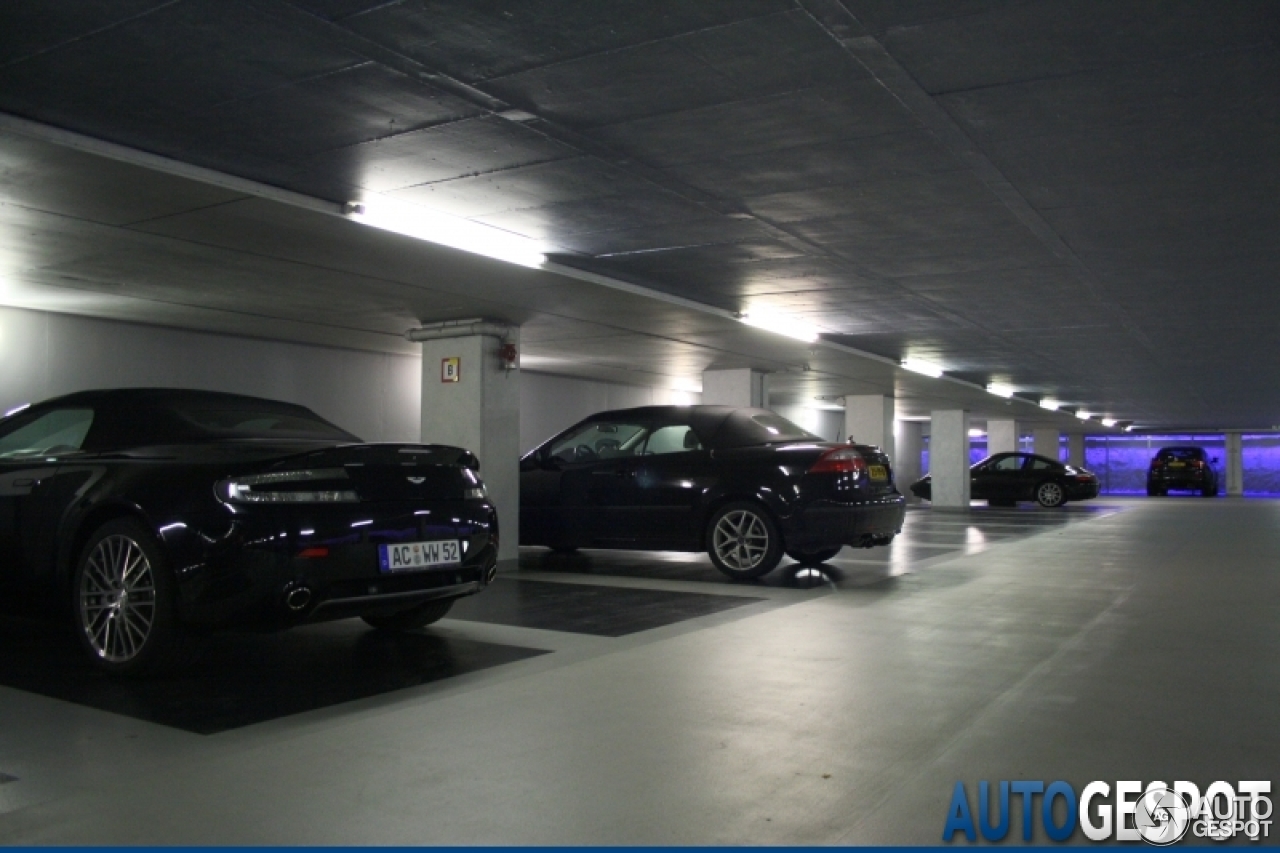 Aston Martin V8 Vantage Roadster