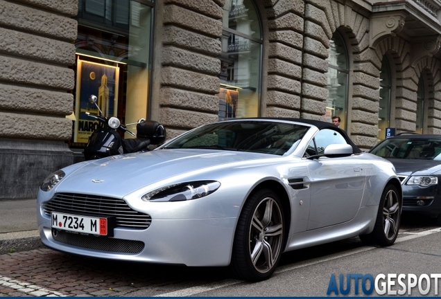 Aston Martin V8 Vantage N400 Roadster