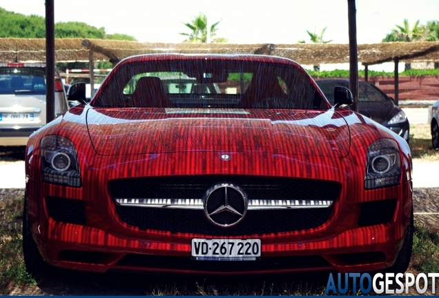 Mercedes-Benz SLS AMG