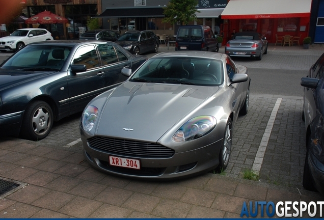 Aston Martin DB9