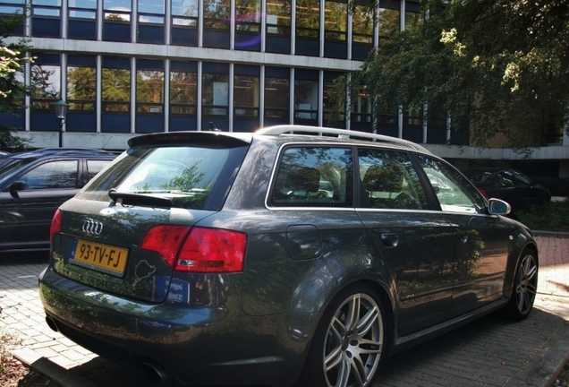 Audi RS4 Avant B7