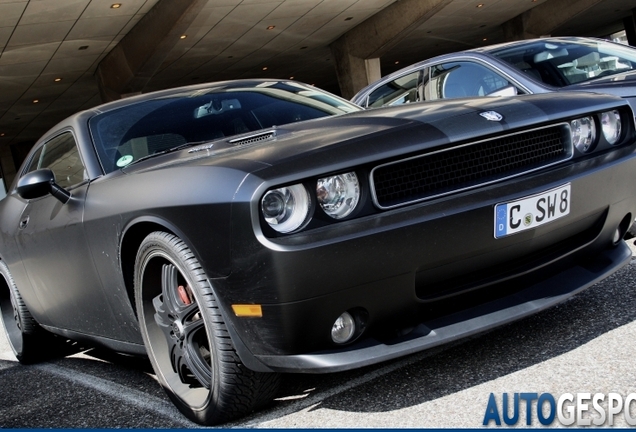 Dodge Challenger SRT-8