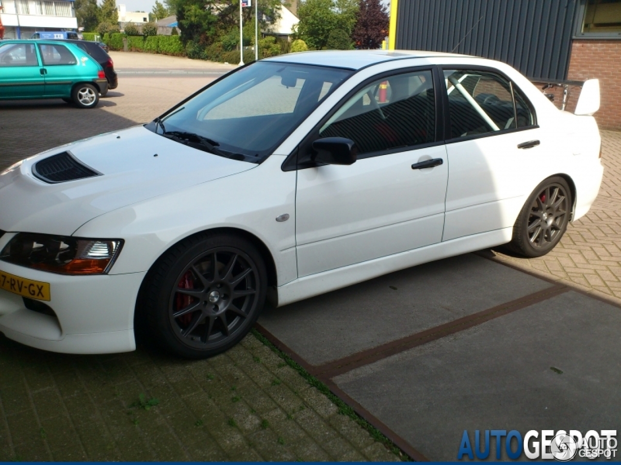 Mitsubishi Lancer Evolution IX