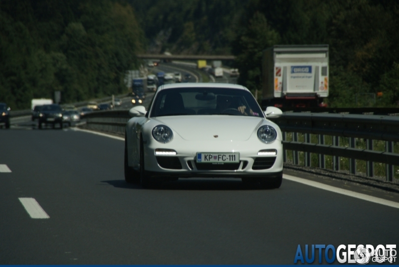 Porsche 997 Carrera GTS