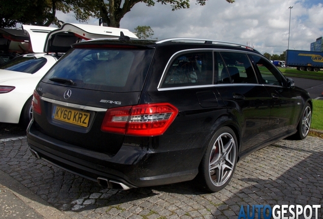 Mercedes-Benz E 63 AMG S212