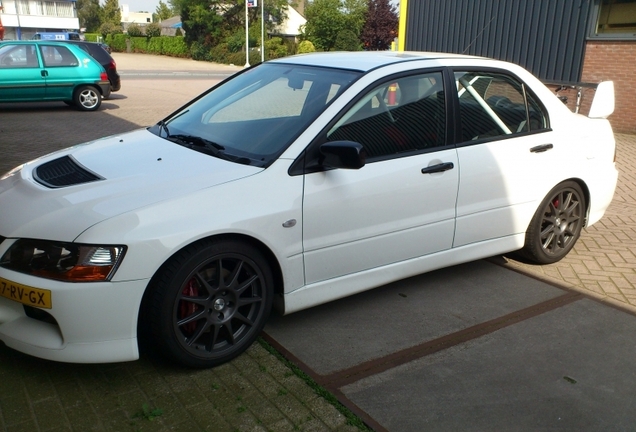 Mitsubishi Lancer Evolution IX