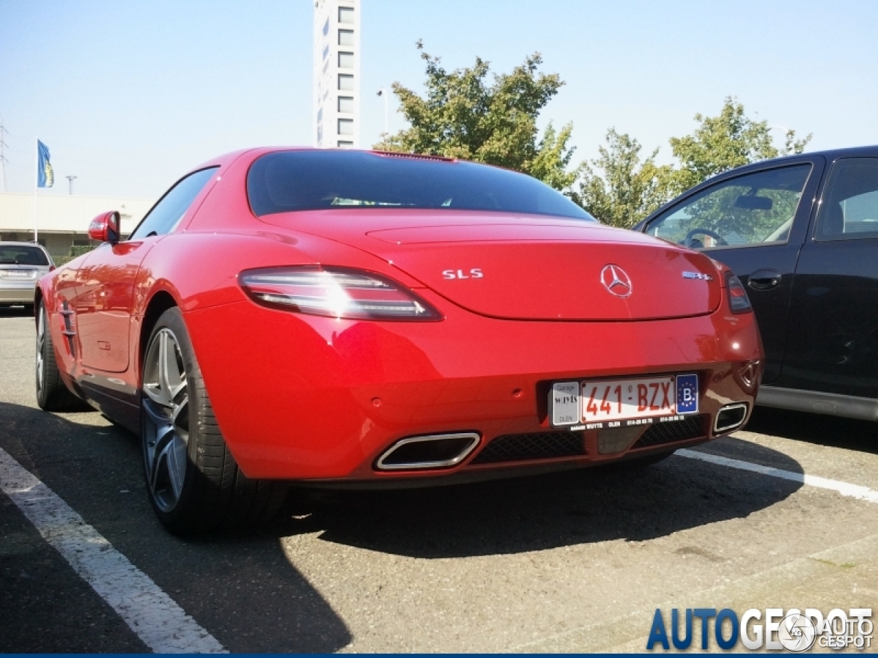 Mercedes-Benz SLS AMG