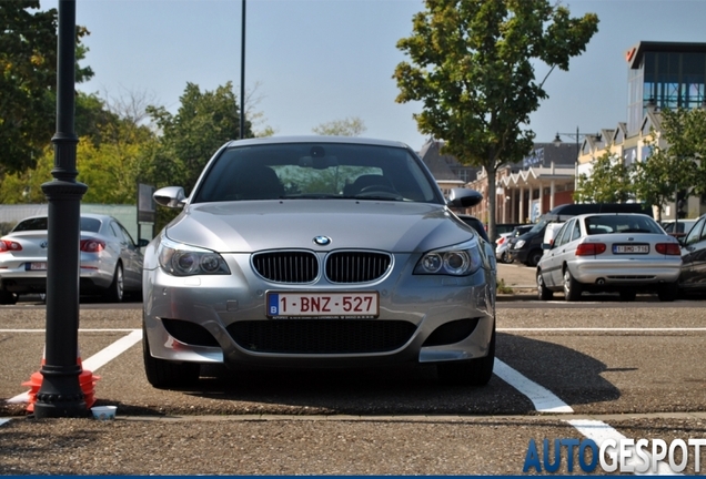 BMW M5 E60 2005