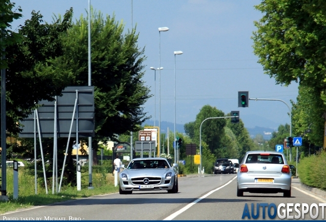 Mercedes-Benz SLS AMG