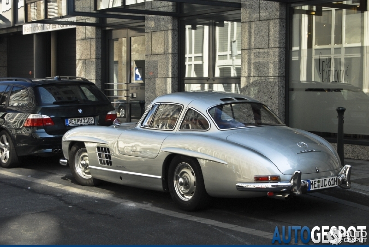 Mercedes-Benz 300SL Gullwing