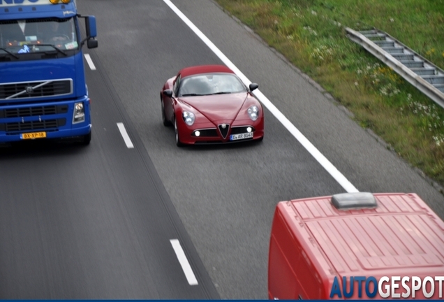 Alfa Romeo 8C Spider