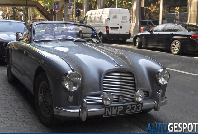 Aston Martin DB2 Drophead Coupé