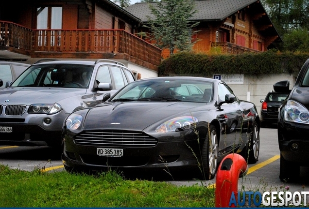 Aston Martin DB9