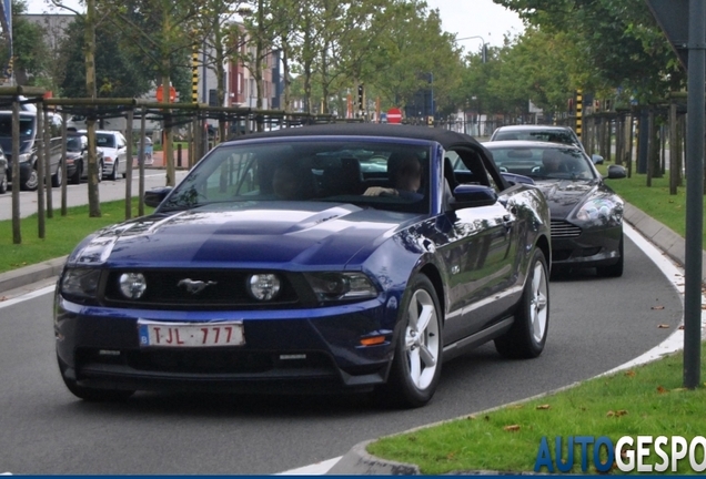 Ford Mustang GT Convertible 2011