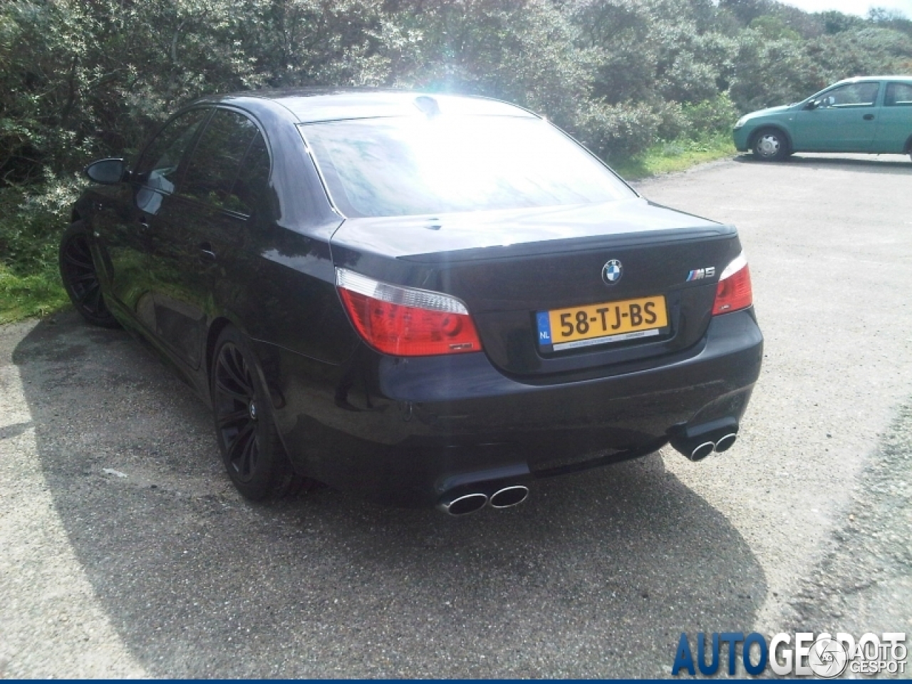 BMW M5 E60 2005