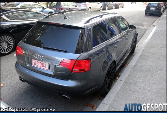 Audi RS4 Avant B7