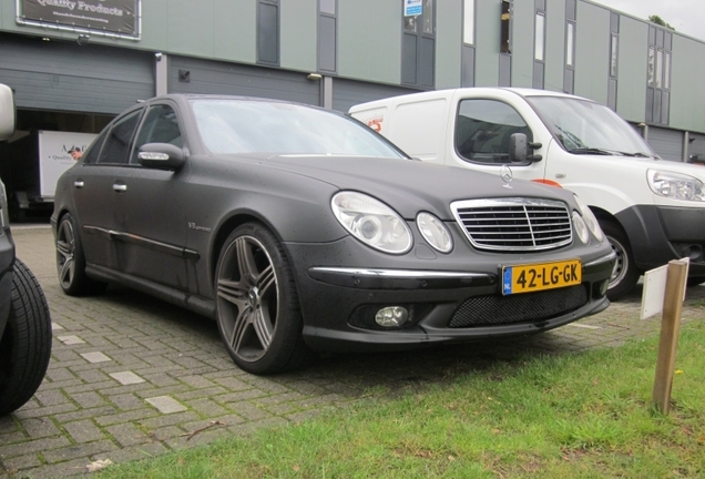 Mercedes-Benz E 55 AMG