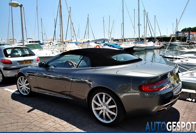 Aston Martin DB9 Volante