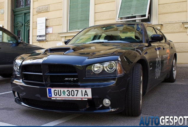 Dodge Charger SRT-8