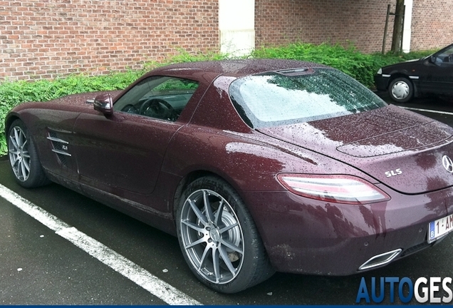 Mercedes-Benz SLS AMG