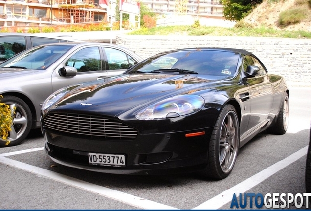 Aston Martin DB9 Volante